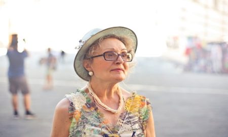 depth-of-field-photography-of-woman-in-pastel-color