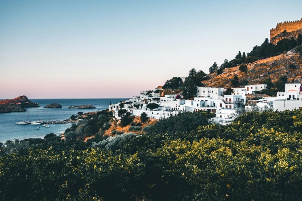How to plan a trip to Greece?
